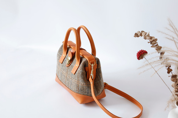 羊毛 x 皮革拼接雙扣包 | 復古經典 第13張的照片