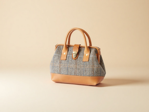 羊毛 x 皮革拼接雙扣包 | 復古經典 第2張的照片