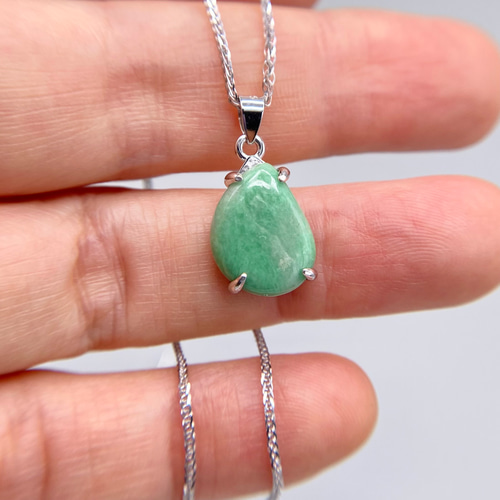 天然翡翠シルバーネックレス☆原石から磨きました！60cmのスライド