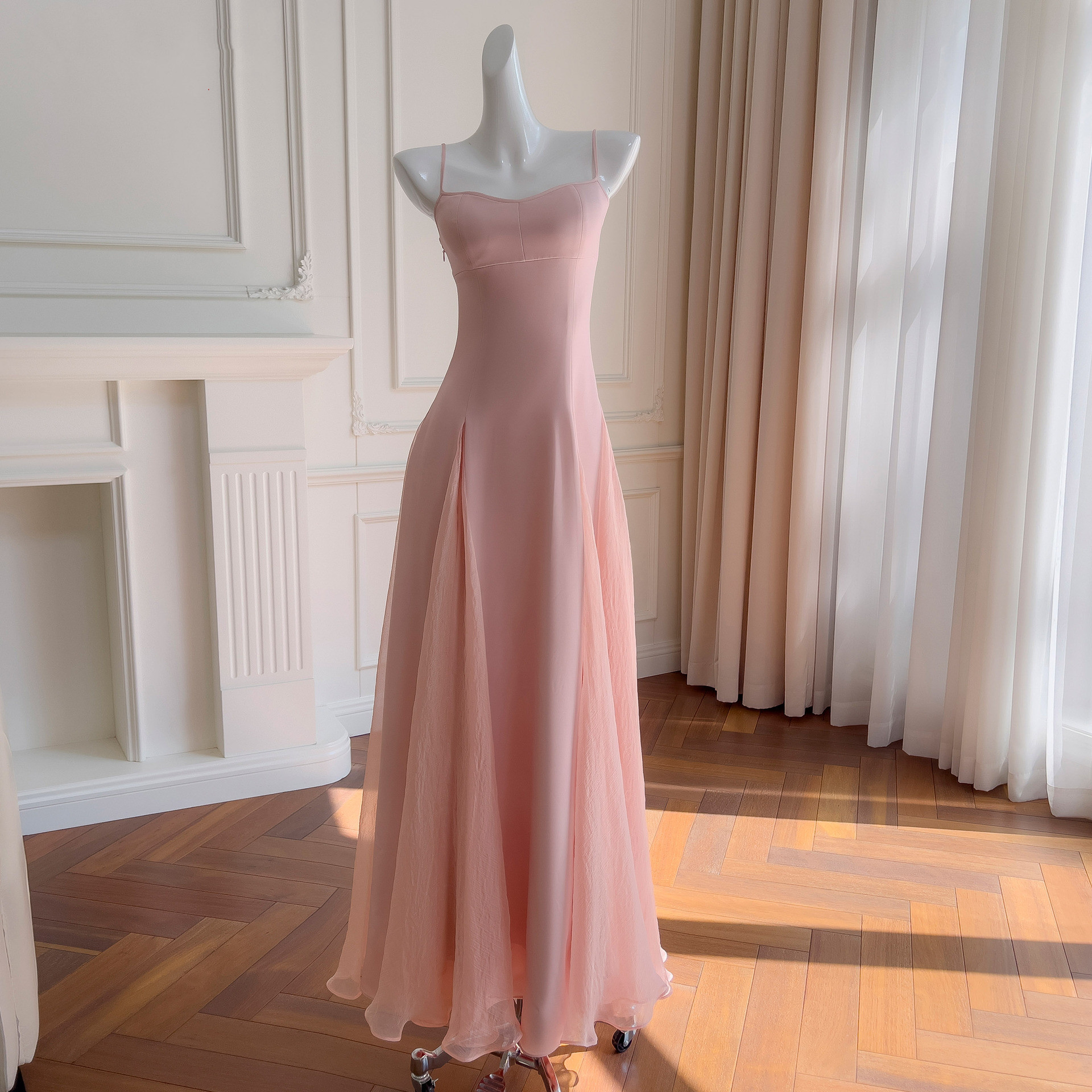 Aラインドレス ウェディングドレス パーティー ピンク シンプル ノースリーブ 綺麗 上品 韓国風 お呼ばれ 69374