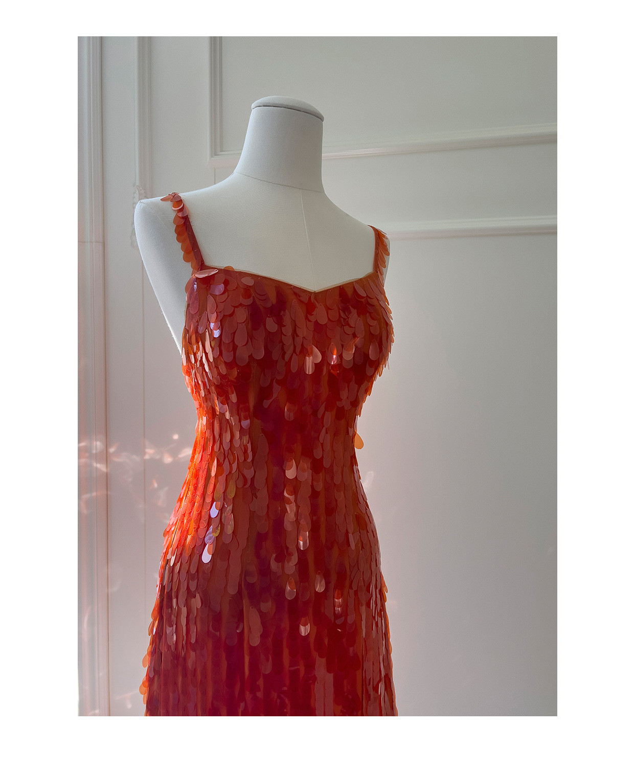 スパンコールドレス ウェディングドレス パーティー オレンジ ノースリーブ 綺麗 上品 韓国風 お呼ばれ 69396