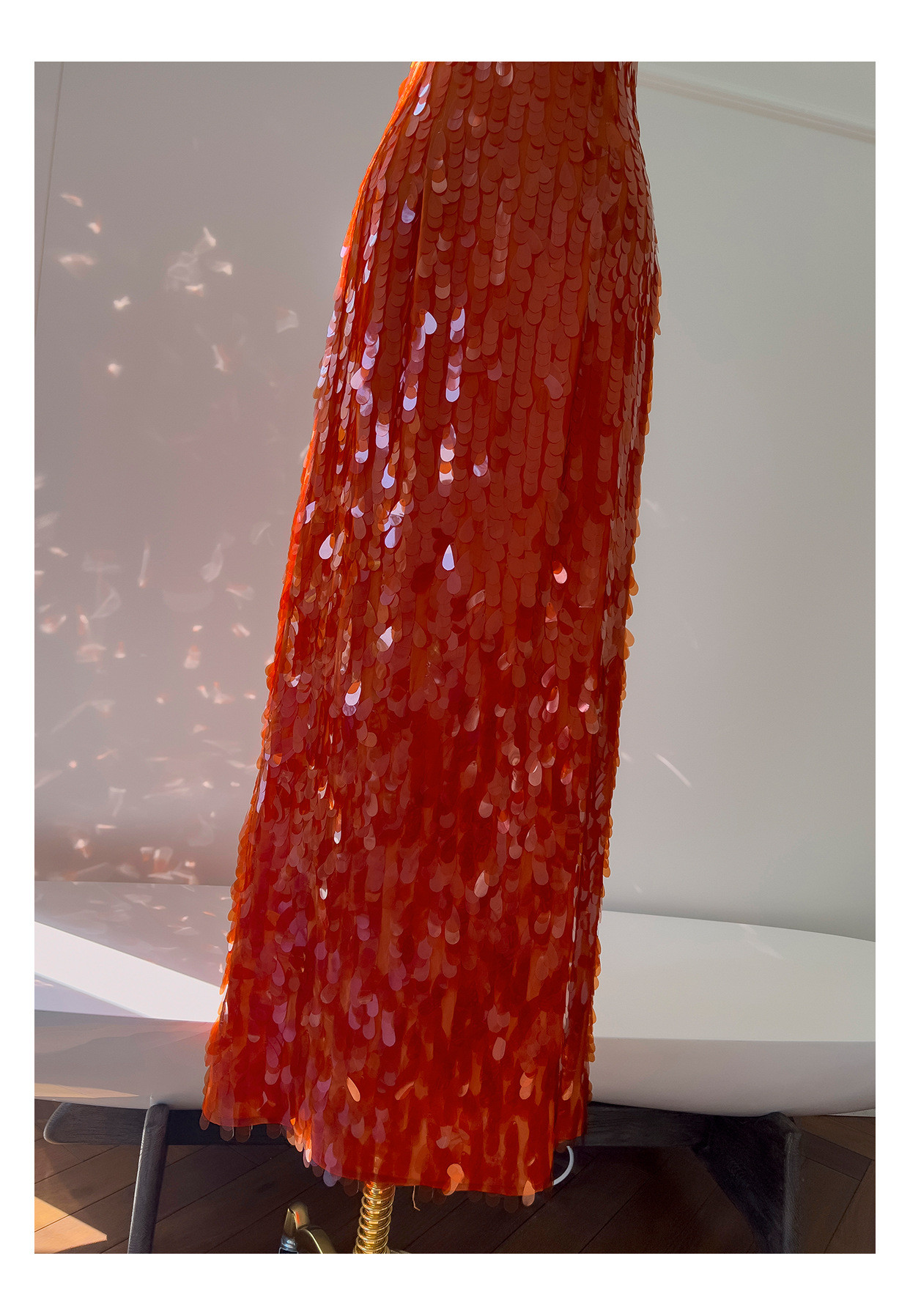 スパンコールドレス ウェディングドレス パーティー オレンジ ノースリーブ 綺麗 上品 韓国風 お呼ばれ 69396