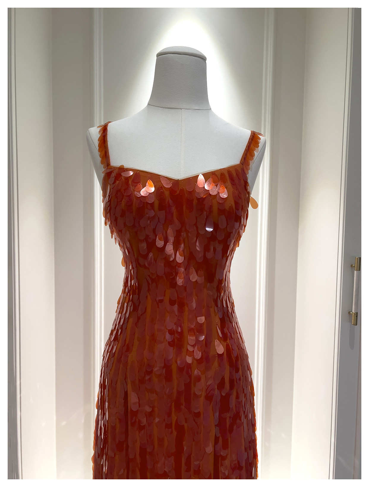 スパンコールドレス ウェディングドレス パーティー オレンジ ノースリーブ 綺麗 上品 韓国風 お呼ばれ 69396