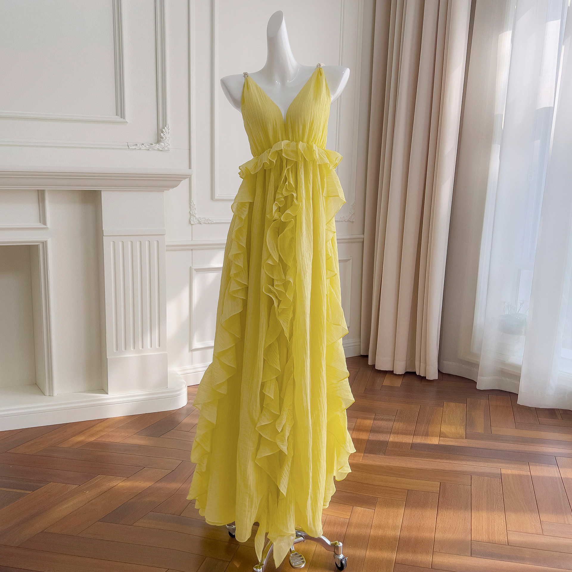 Vネックフリル ウェディングドレス パーティー 黄色 ロング ノースリーブ おしゃれ 上品 韓国風 お呼ばれ 69335 17,736円