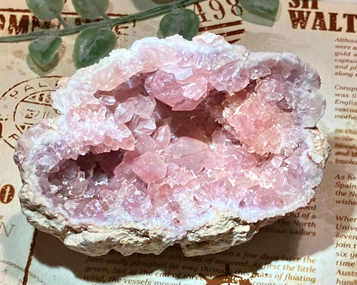 特大ジオード✨　アルゼンチン産　ピンクアメジスト　クラスター　原石 特大ジオード✨ アルゼンチン産 ピンクアメジスト クラスター 原石