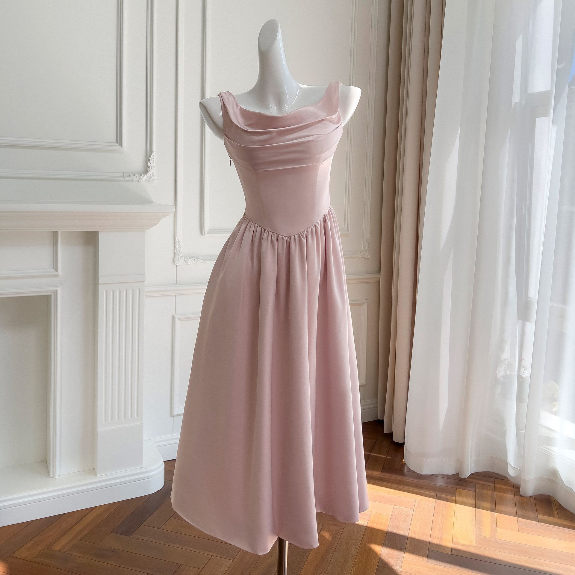 プリンセス ウェディングドレス パーティー ピンク ノースリーブ 可愛い サテン 上品韓国風 誕生日お呼ばれ 69394