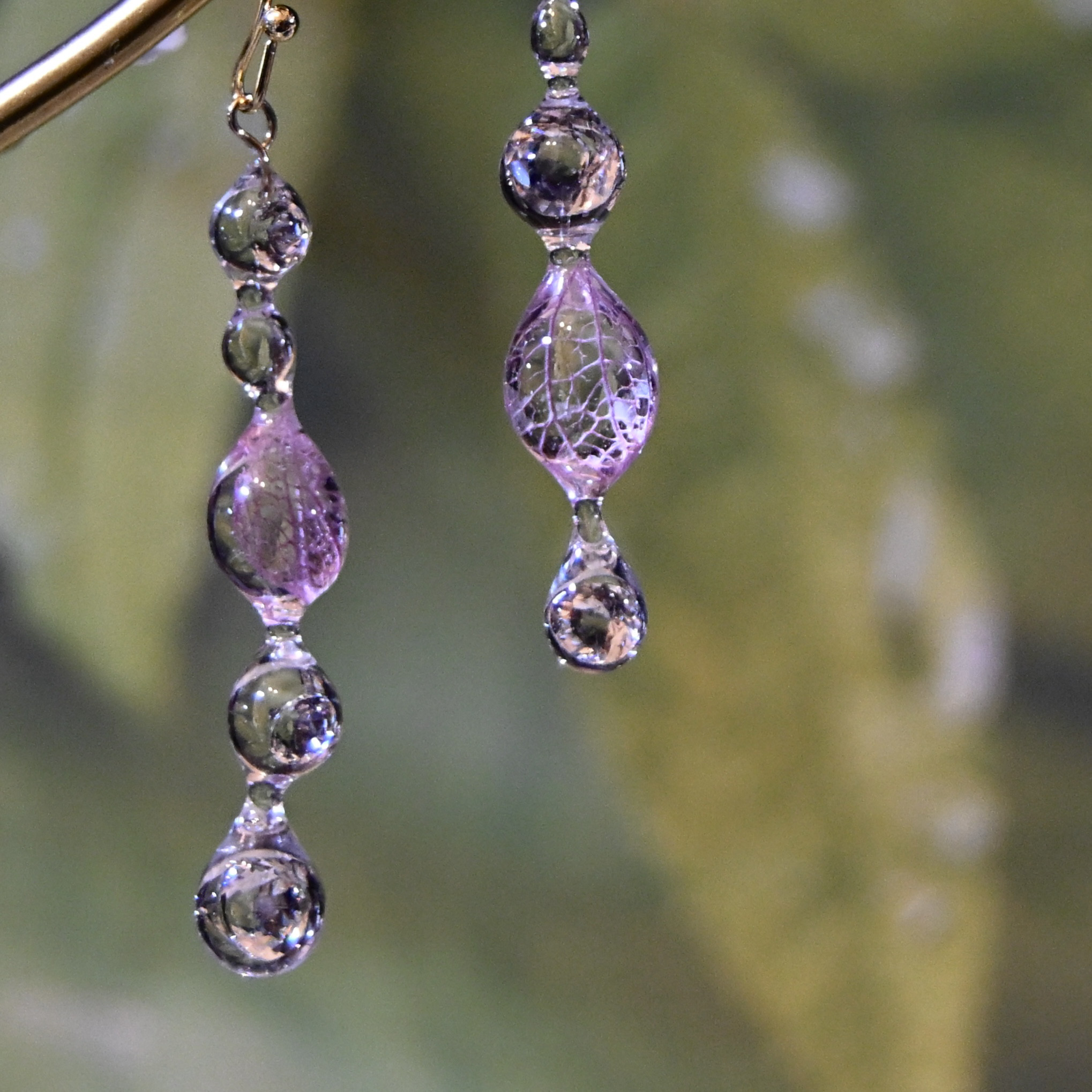 ピンク紫陽花の色彩映る雫柱 ✴︎ジルコニア入り・ピアス・イヤリング