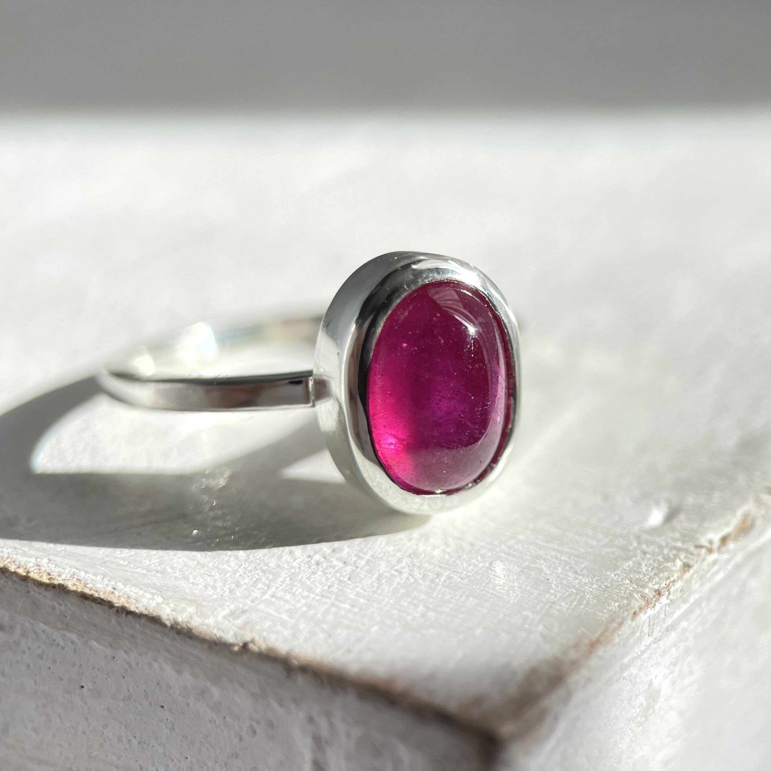 【トキメキのルビーピンク】ルビーリング　サイズ11号　シルバー 950 〈送料無料〉SR-199