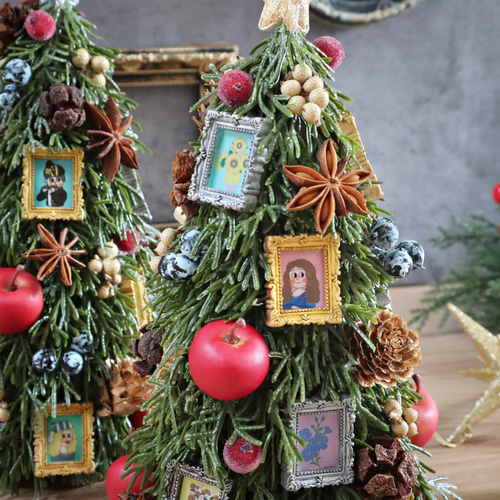 25 クリスマス りんごの木美術館 ☆クリスマスツリー22cm mini アート