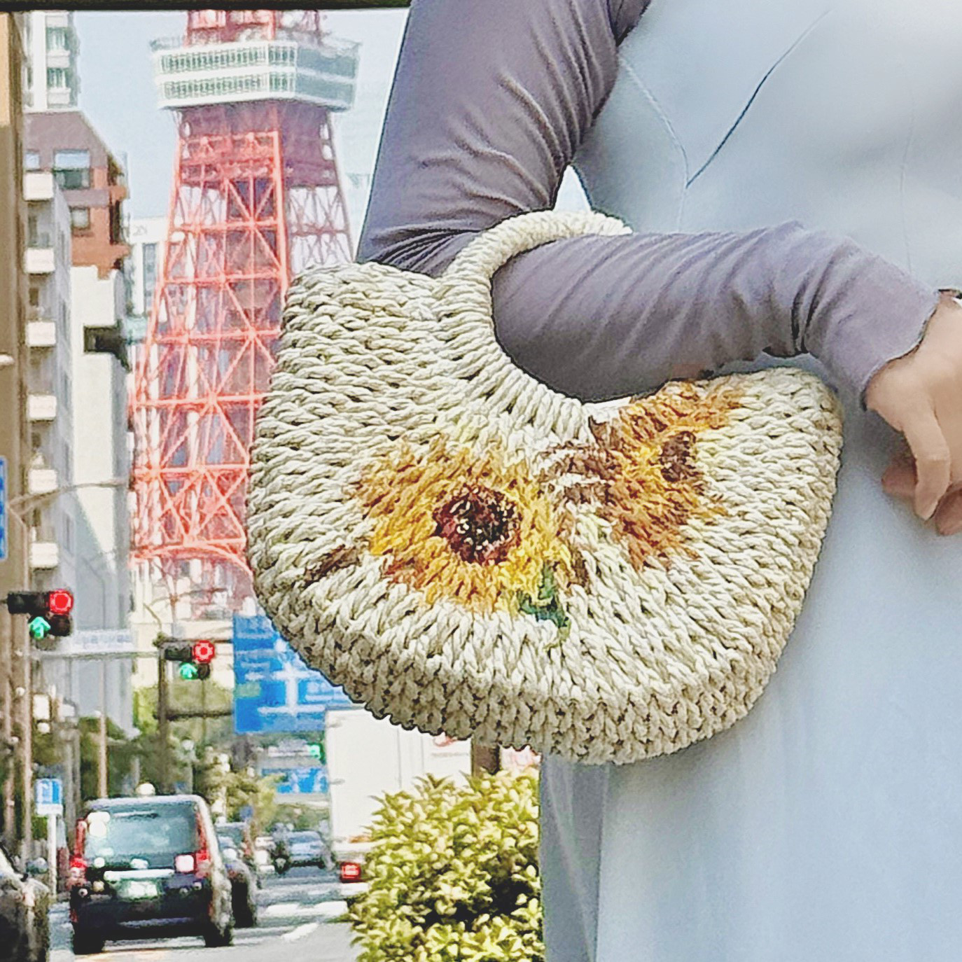 VMeer【ゴッホ展限定50%OFF】ゴッホ「ひまわり」完全再現・画家真筆手描きトートバッグ【白】世界に一つだけ