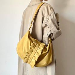【受注生産】〈秋の新色〉旅行やフェスにも◎ 撥水加工・軽量 ・ダブルファスナーフリルショルダーバッグ ・M・マスタード 5枚目の画像