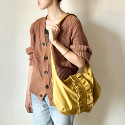 【受注生産】〈秋の新色〉旅行やフェスにも◎ 撥水加工・軽量 ・ダブルファスナーフリルショルダーバッグ ・M・マスタード 2枚目の画像