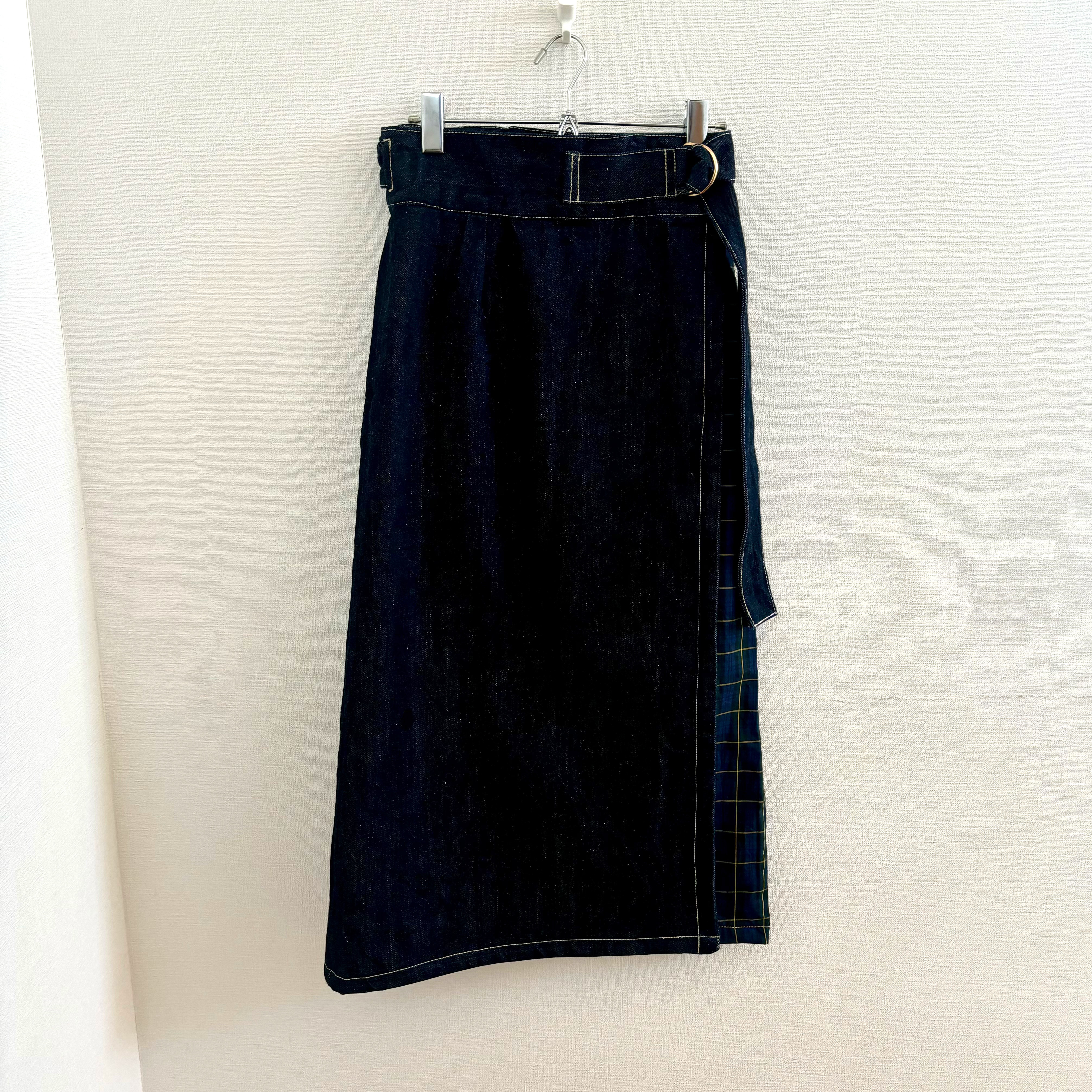 岡山デニム✖️チェック柄✨　「体型に合わせて調整可」巻きスカート　スカート　ラップスカート   チェック　日本製　国産