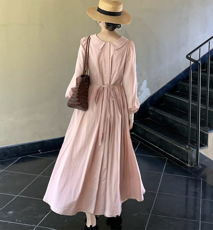 デコルテネック刺繍付き　長袖ロングワンピース　ウエストリボン　ポケット付き【春秋冬】アイボリー