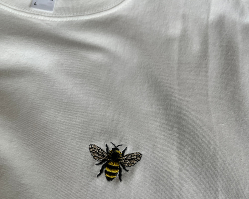 送料無料】刺繍Tシャツ｜ミツバチ・蜂｜綿100%｜お好きな刺繍文字をお