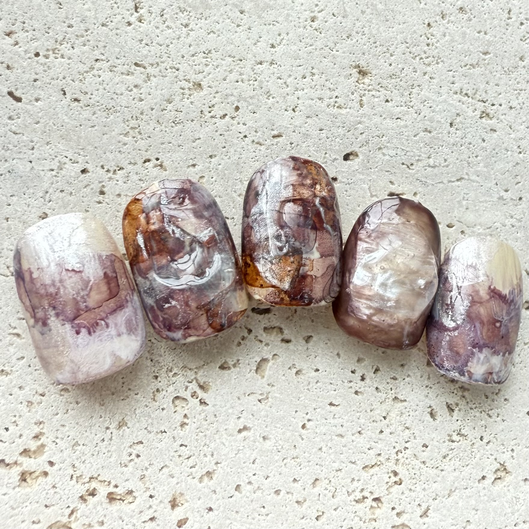 鉱物アートネイル – プラムブラウン