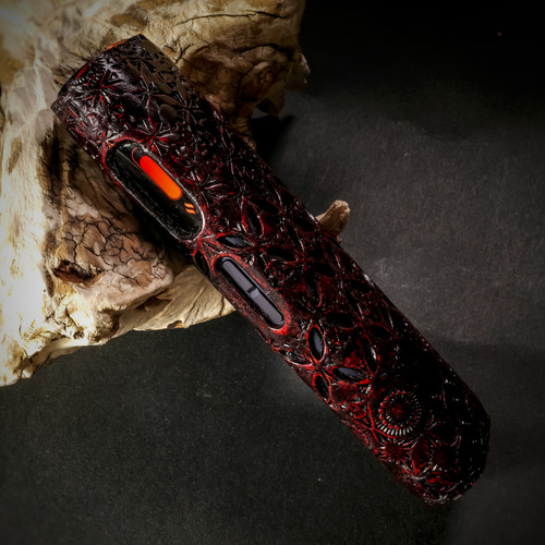 glo Hilo】グローヒーロ レザーカバー 〝髑髏 混〟 （画像は朱殷