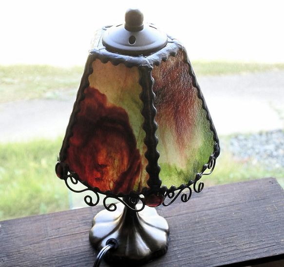 一点物 早い者勝ち! 小振りなテーブルランプ ステンドグラス ランプ 照明 卓上 スタンド ギフト 10枚目の画像