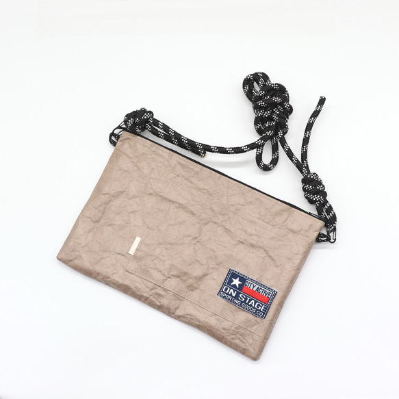 04タイベックサコッシュ ブラウン 1枚目の画像