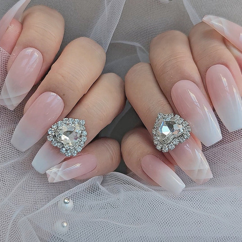 【オーダー】ネイルチップ　キラキラ韓国ワンホン　　リボンハート　ベイビーブーマー ベイビーブーマー×キラキラハート ネイルチップ（つけ爪） Aulys