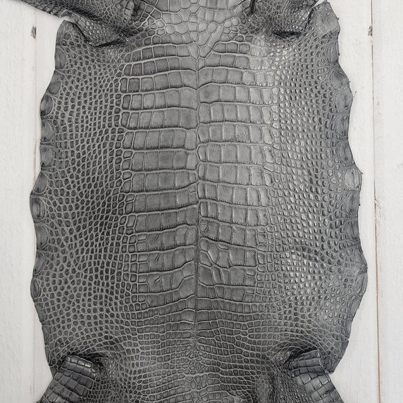 ワニ革　クレイフィニッシュ　墨黒　No.C008673 3枚目の画像