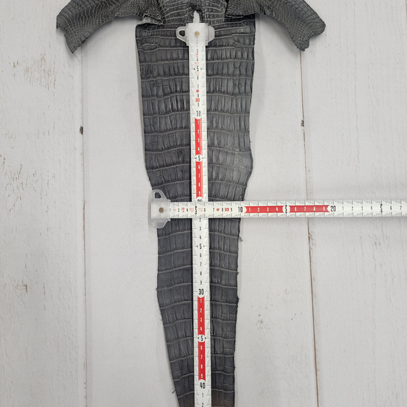 ワニ革　クレイフィニッシュ　墨黒　No.C008673 6枚目の画像