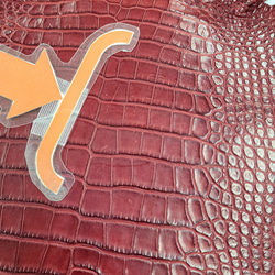 ワニ革 クレイフィニッシュ  デンスレッド　No.C008701 10枚目の画像