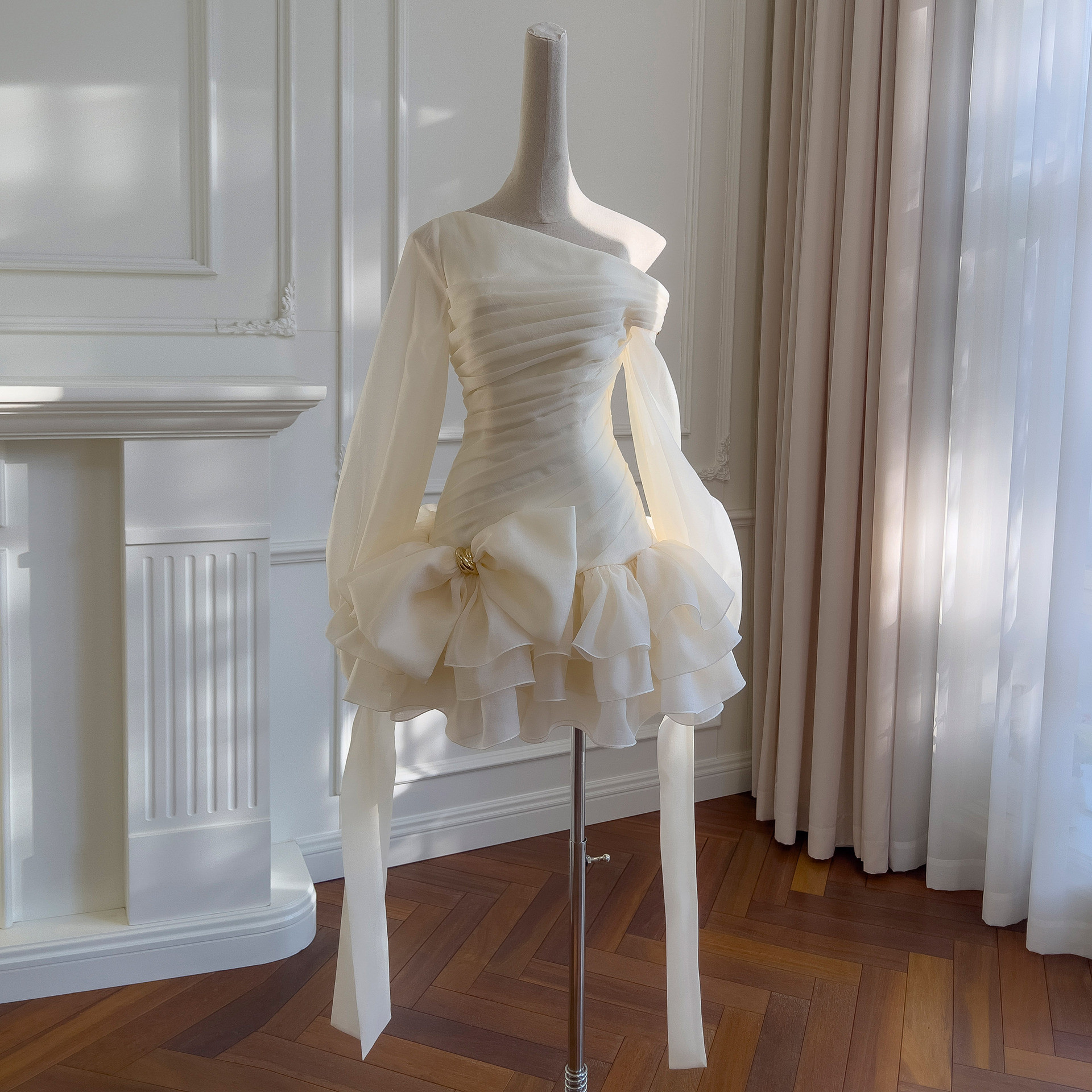 ドレス ウェディングドレス プリンセス ふわふわ ベージュショート 長袖韓国風 パーティー 前撮り お呼ばれ A9390