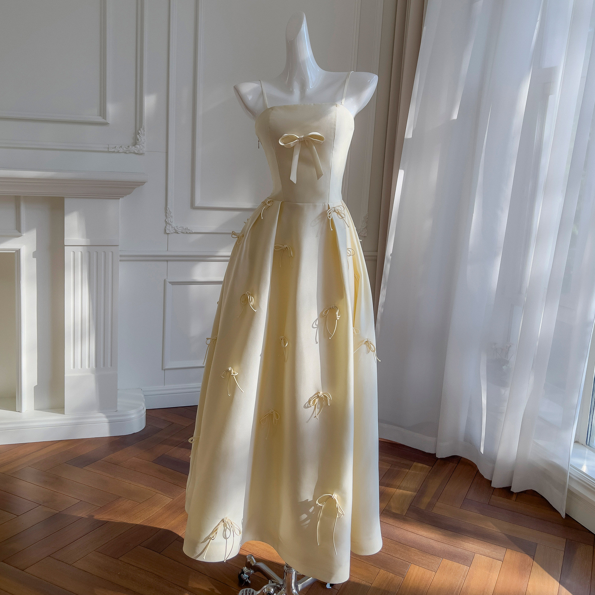 カラードレス ウェディングドレス ノースリーブ リボン 黄色 韓国風 パーティー 前撮り お呼ばれ A9377