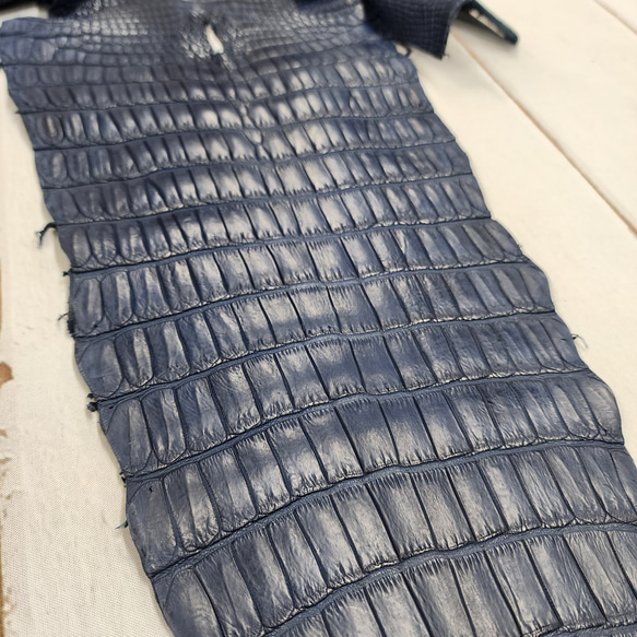 ワニ革 クロコ 半艶マット  ロイヤルブルー　No.C008751 13枚目の画像