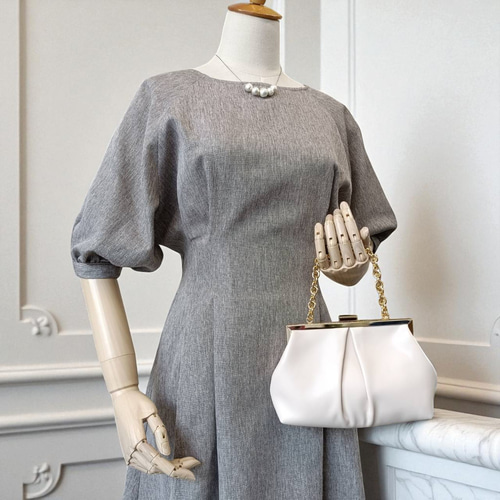 タックデザインクラッチバッグ／パーティーバッグ 結婚式 フォーマル