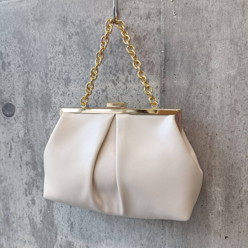 タックデザインクラッチバッグ／パーティーバッグ 結婚式 フォーマル