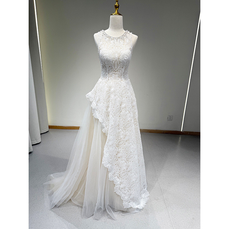 レース マーメイドドレス ウェディングドレス 白 ノースリーブ 高級感 上品 花嫁 結婚式 前撮り お呼ばれ AK008