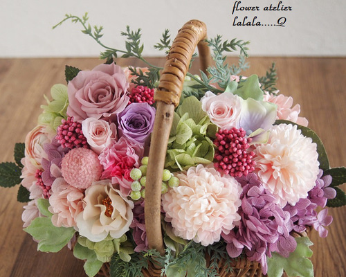 商談中　プリザーブドフラワーアレンジ　No.182 ジニアバスケットアレンジ 商談中 プリザーブドフラワーアレンジ No.182 ジニアバスケット