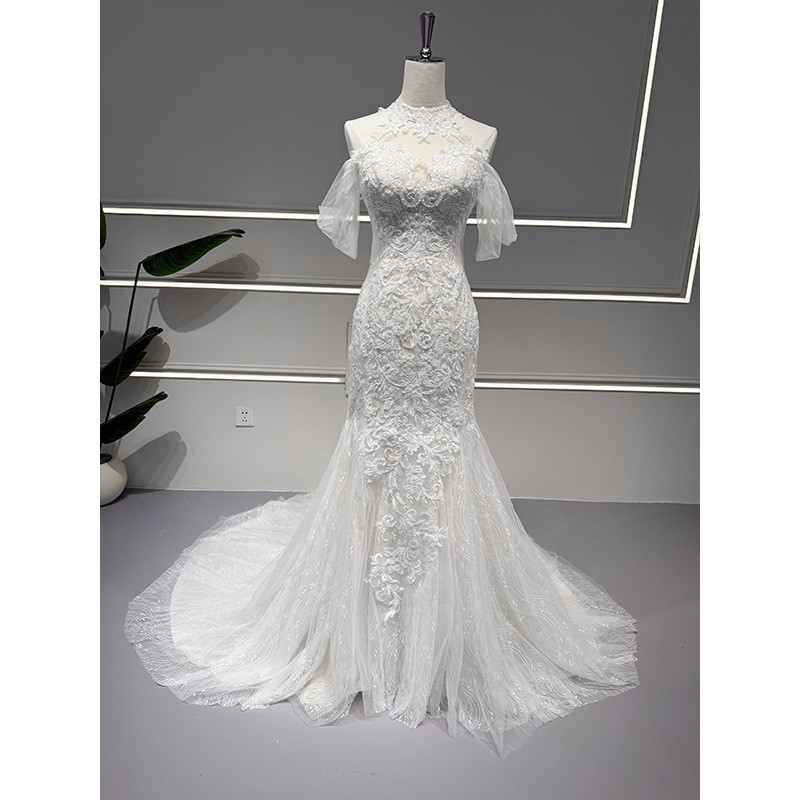 豪華 トレンドレス ウェディングドレス 白 裾引き 高級感 上品 綺麗 花嫁 結婚式 前撮り お呼ばれ AK016