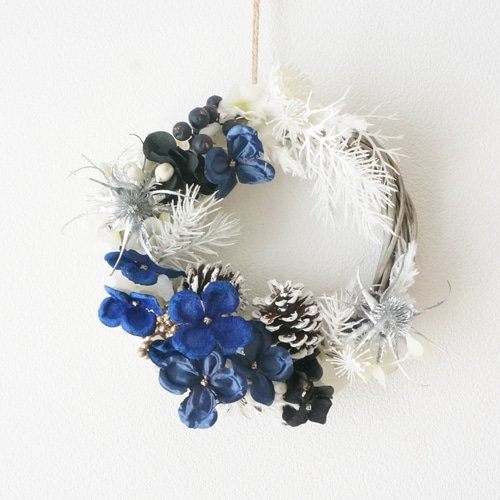 ギフトラッピング無料・1点物】雪夜のクリスマスリース〜ホワイト