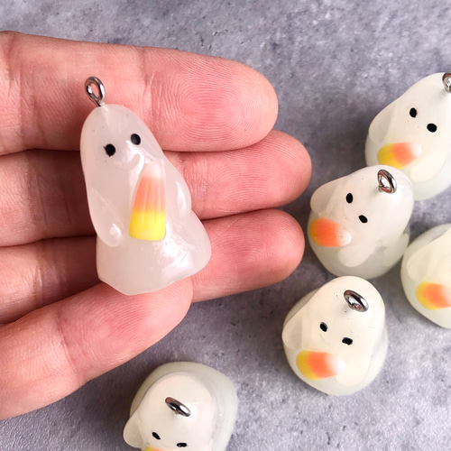 1個/ ゴースト 蓄光 おばけチャーム ハロウィン CH415 チャーム