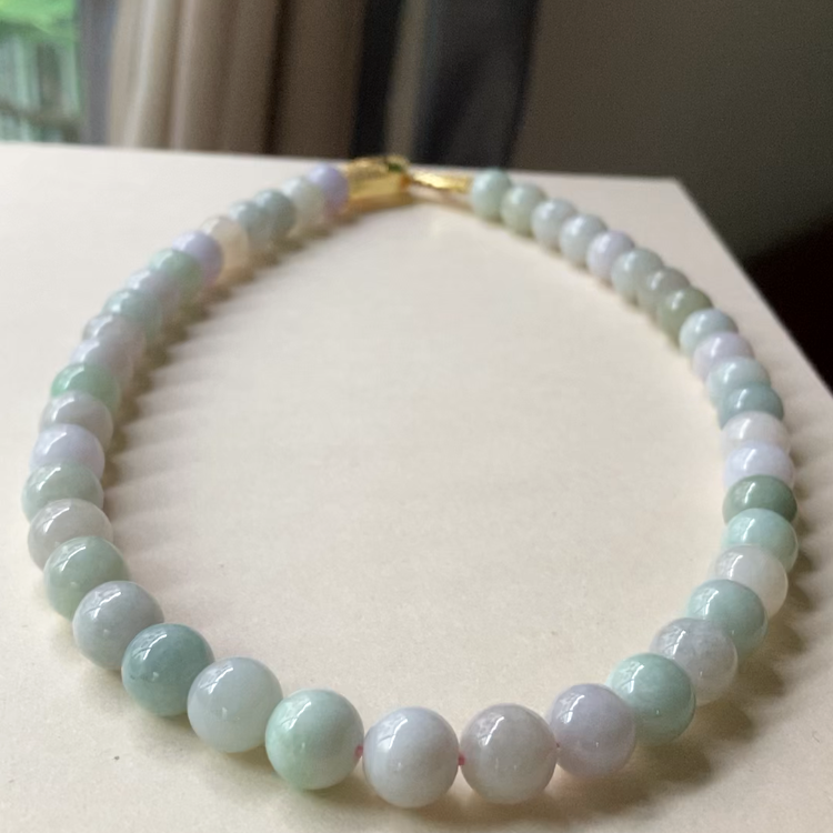 翡翠　天然石　翡翠ネックレス　ミャンマー産本翡翠　ネックレス