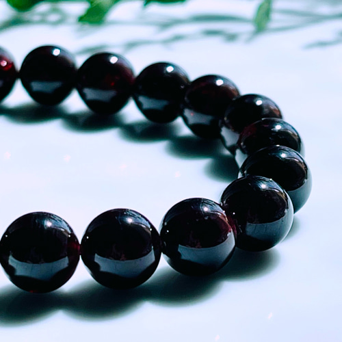 9月の満月イメージブレス✨スモーキークォーツ&ガーネット 9月の満月イメージブレス✨スモーキークォーツ&ガーネット