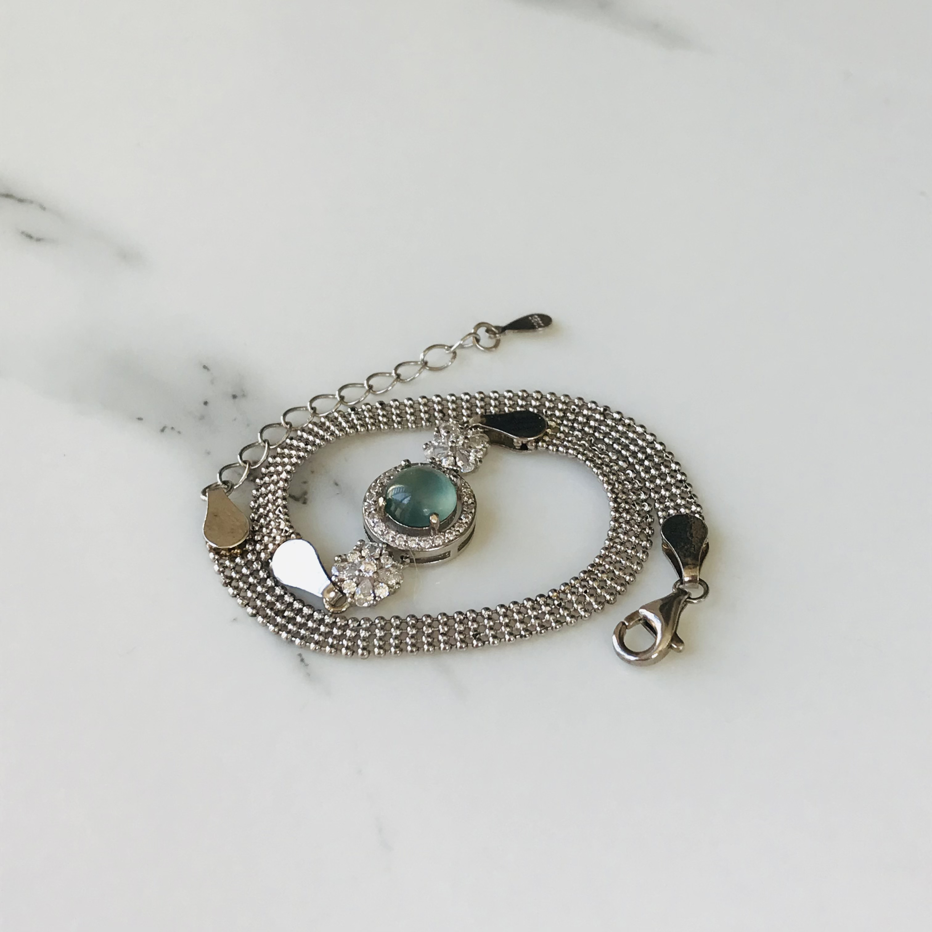 [B390-001］ ジェイド　ヒスイ　本翡翠　ブレスレット　天然石　グアテマラ産