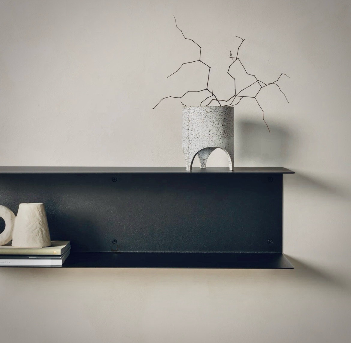 ウォールシェルフ　ラック　壁面収納