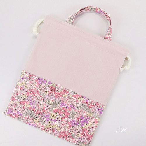 入園グッズ 持ち手付き巾着袋 体操服入れ お着替え袋 M 30×25 女の子