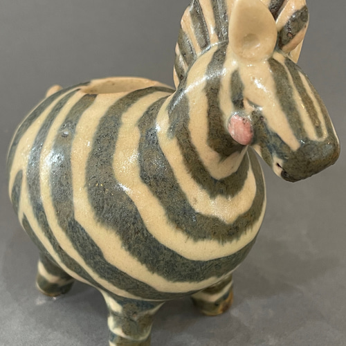 呪物】願いを叶えてくれる不思議なシマウマの置物 呪物】願いを叶えて