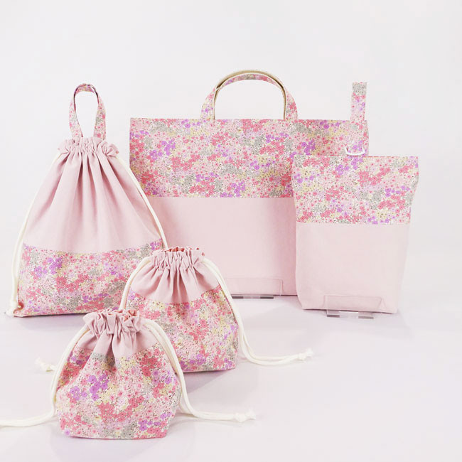 【3日以内発送】入園グッズ 大きめレッスンバッグ 5点 セット 幼稚園 保育園 小花柄 パステル ピンク オーダー