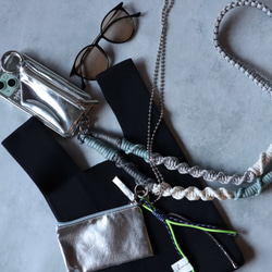 ◼︎スマホショルダーストラップ◼︎《グレイッシュブルー》 パラコードストラップ 16枚目の画像