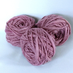 手染めの草木染毛糸（並太）No.778 すすき染め 灰色がかった草色