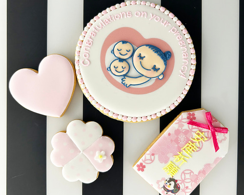 ふたごver.が登場！妊娠報告 マタニティーマークのアイシングクッキー