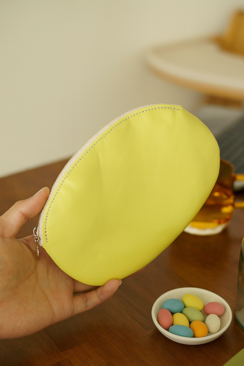 一点もの　ドラジェみたいにカラフルな本革ポーチ　YKKメタルファスナー｜名入れ対応｜ギフトにもおすすめ　レモンイエロー