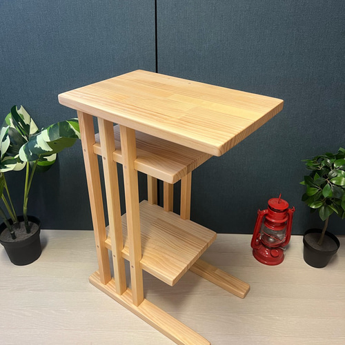 【在庫整理】 サイドテーブル 格子形 棚付 45cm30cm パイン ナチュラル 送料無料】 サイドテーブル 格子形 棚付 45cm 30cm 65cm パイン