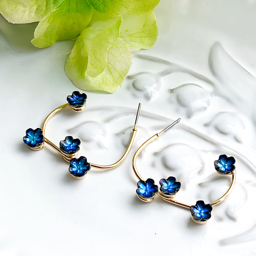 販売終了★【ピアス】アラベスクモチーフ× スワロ ブルー 水色 販売終了☆【ピアス】アラベスクモチーフ× スワロ ブルー 水色